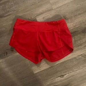 Lululemon Dark Red Speed Ups 2’5